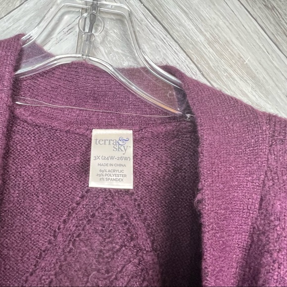 Terra & Sky Burgundy cardigan 3x - Picture 3 of 8